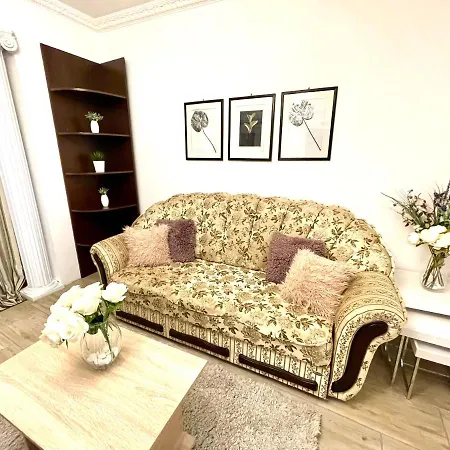 Baroq Central City Apartment * Bucharest