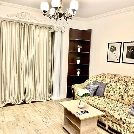 Baroq Central City Apartment * Bucharest