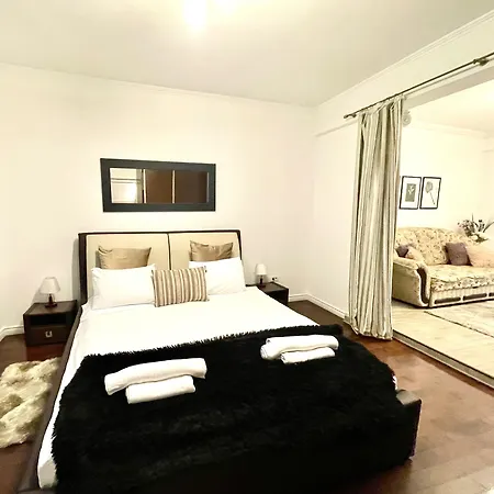 Baroq Apartment *