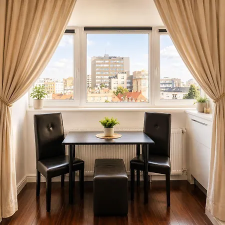 Baroq Central City Apartment Apartment