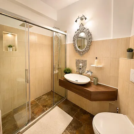 Baroq Central City Apartment Apartment Bucharest