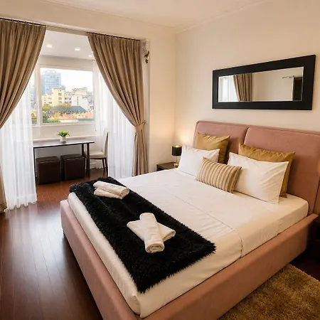 Baroq Central City Apartment *
