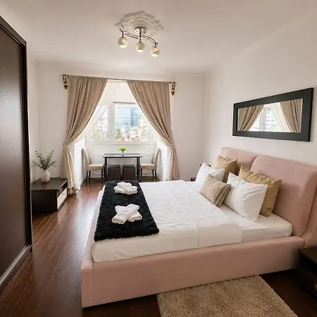 Baroq Central City Apartment Apartment Bucharest