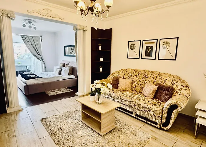 Apartment Baroq Central City Apartment *